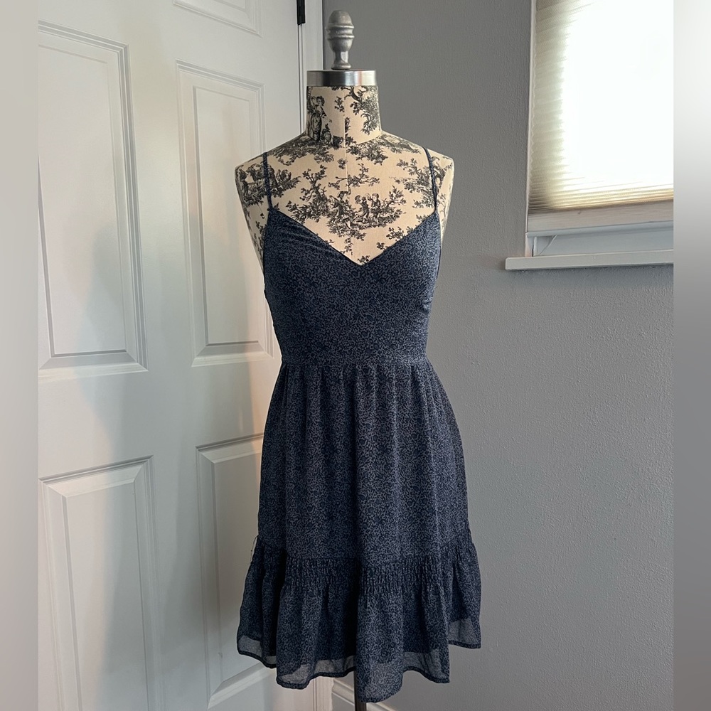 Hollister dress sz small  NWT!